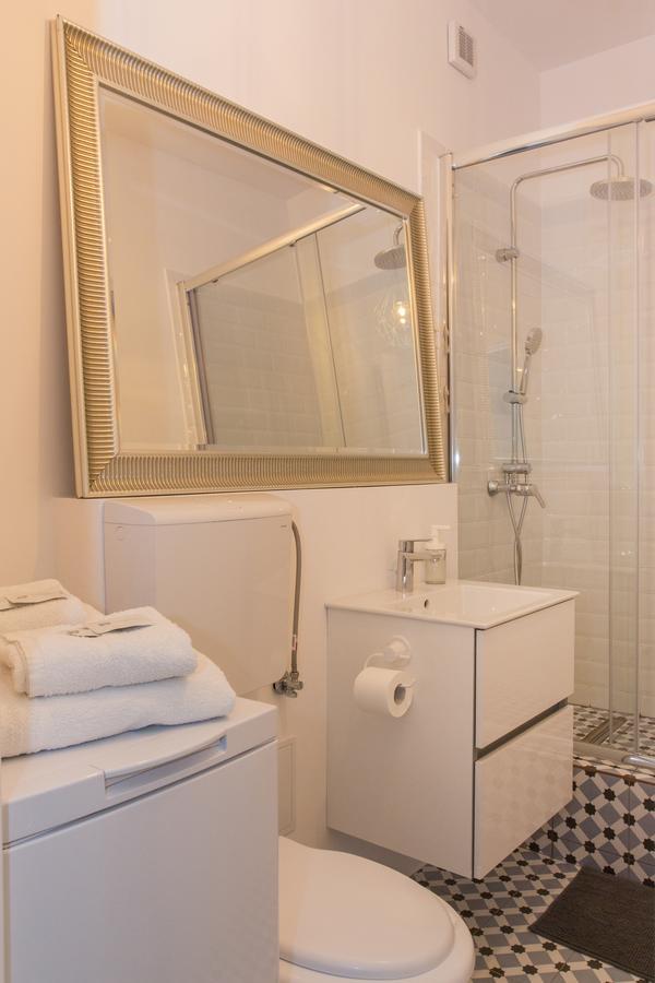 Premium Studio By Mrg Apartments Bucharest Luaran gambar
